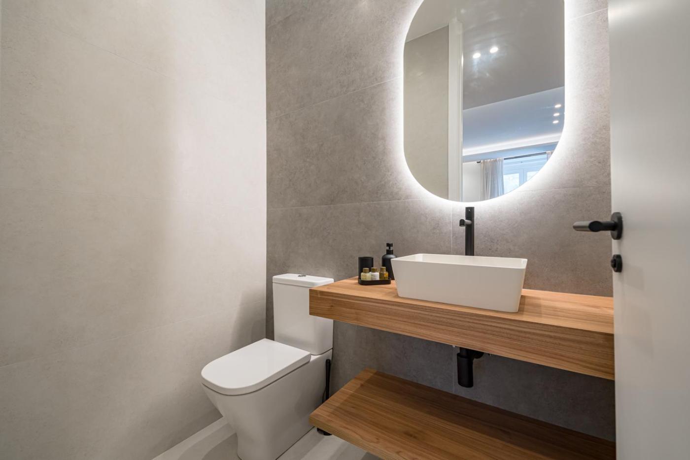 Apartment Centro Xx Calle Montera 5br 6bh Madrid