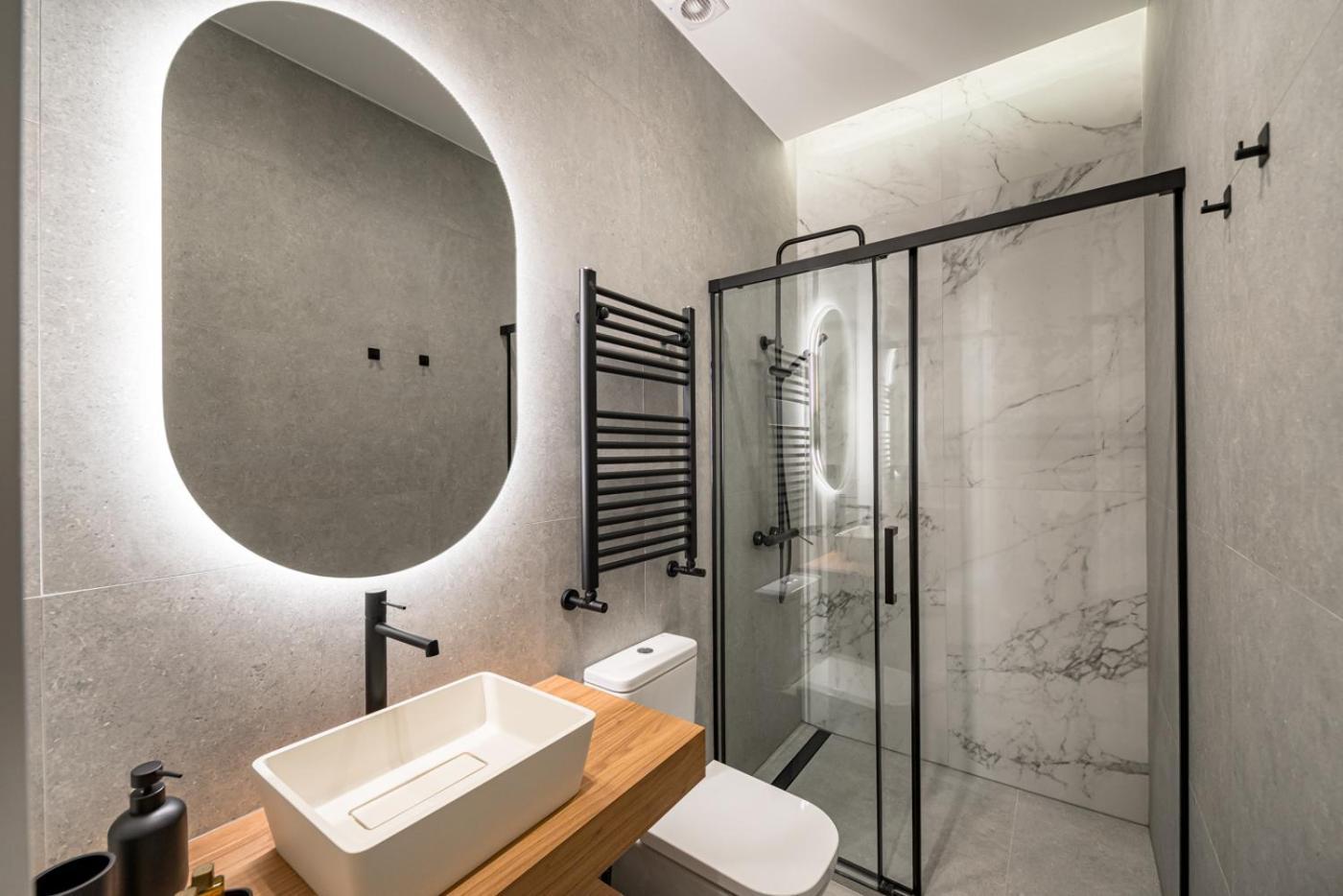 Centro Xx Calle Montera 5br 6bh Apartment